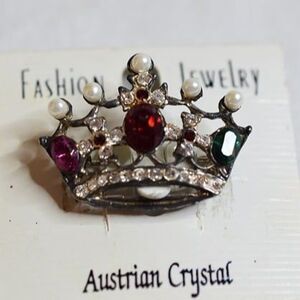 Majestic Vintage Multi Color Crystals Crown Art Deco Gently Worn Pin Brooch